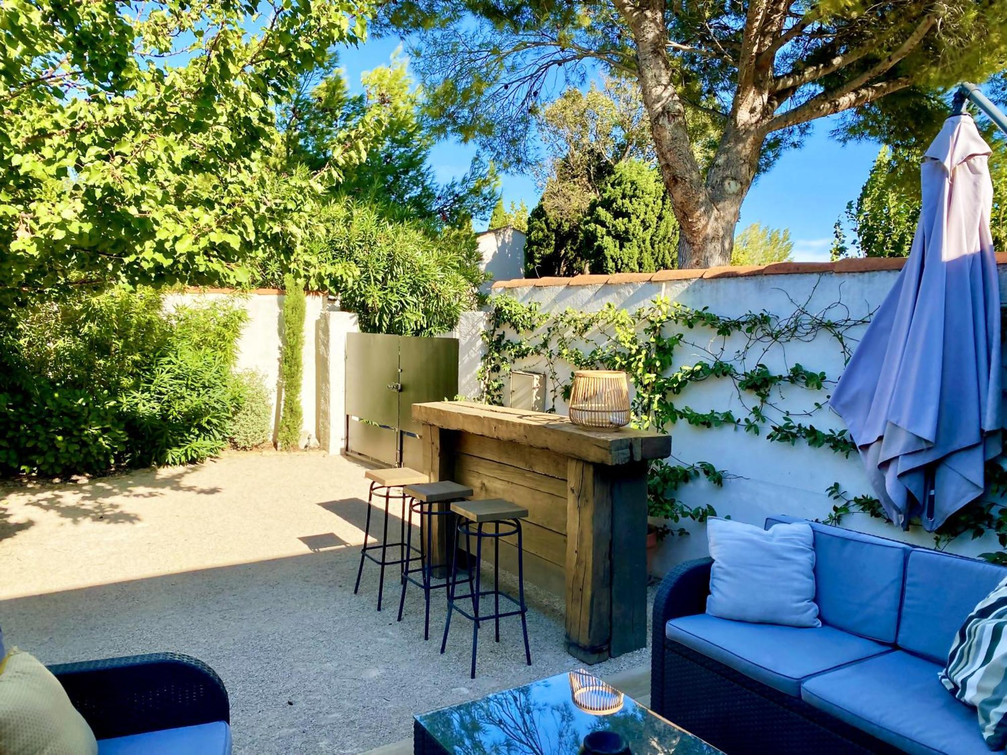 Maisonnette Au Coeur Des Alpilles Mouries Dış mekan fotoğraf